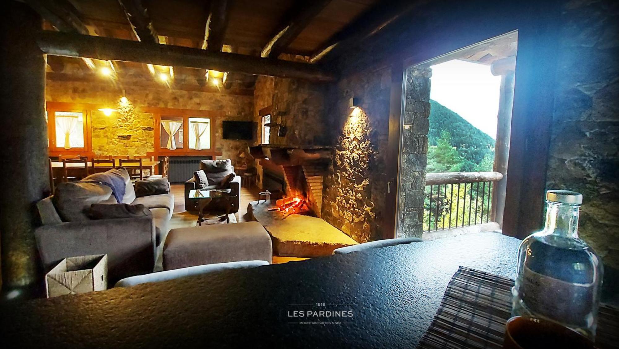 Les Pardines 1819 Mountain Suites & Spa Encamp Exterior foto